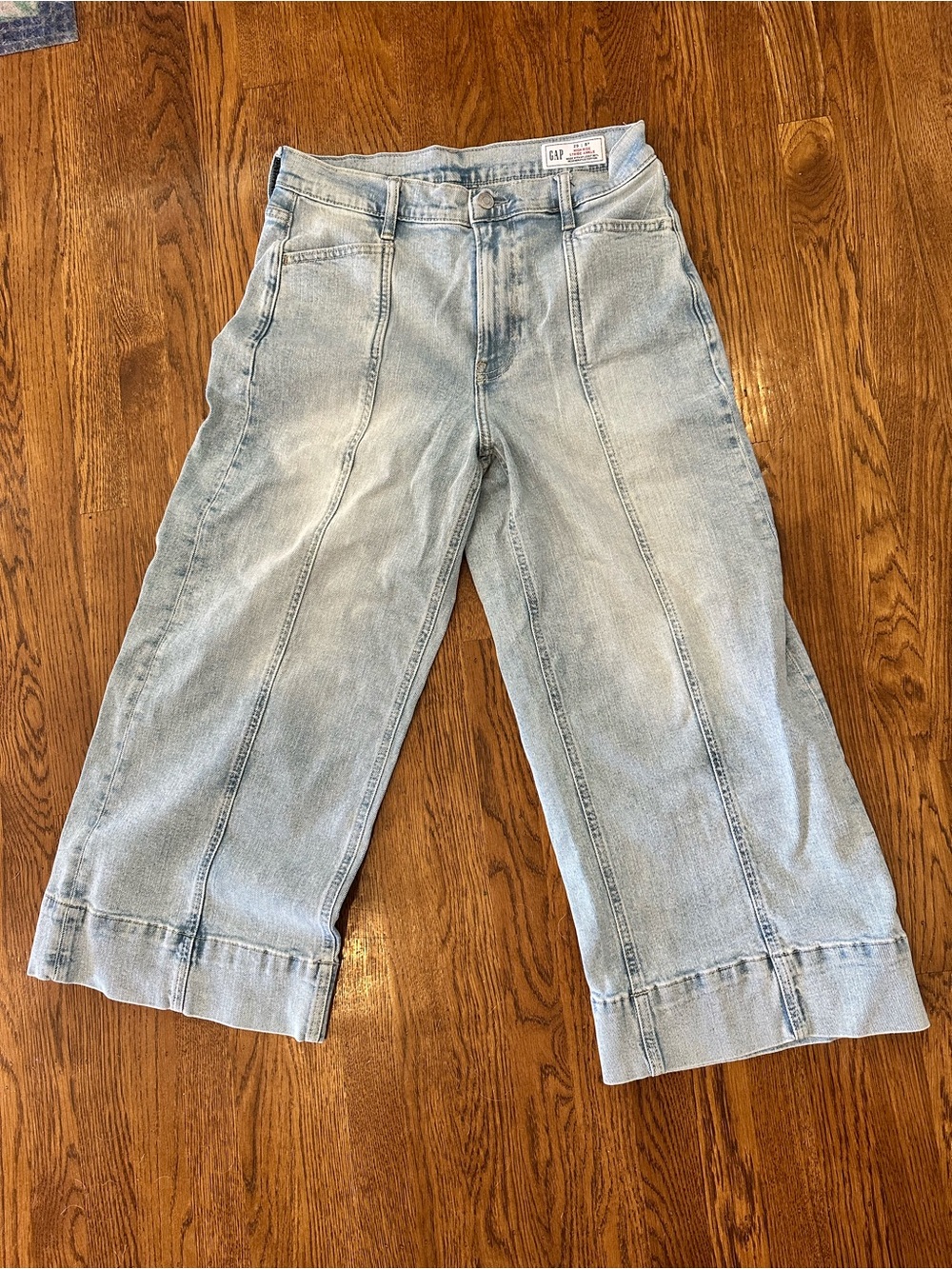 GAP Light Blue Wide-Leg Cropped Jeans